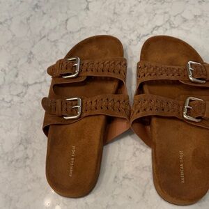 American Eagle brown slides NEW